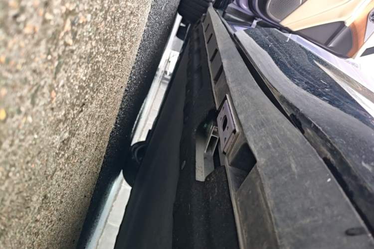 Used Denza N7 2025 630 All-Wheel Drive Intelligent Driving Dual-Laser Flagship Edition Left Side Sill