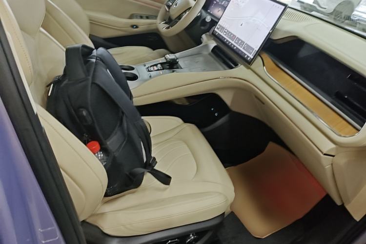 Used Denza N7 2025 630 All-Wheel Drive Intelligent Driving Dual-Laser Flagship Edition Right Front Seat