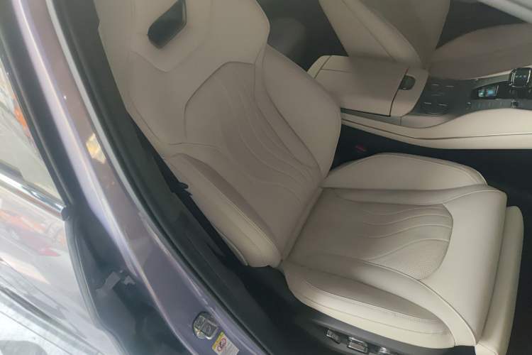 Used Denza N7 2025 702 Intelligent Driving Dual-Laser Luxury Edition Right Front Seat