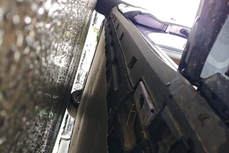 Used Denza N7 2025 630 All-Wheel Drive Intelligent Driving Dual-Laser Flagship Edition Right Side Sill