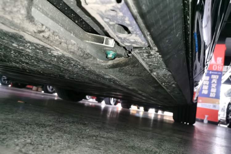 Used Denza N7 2025 702 Intelligent Driving Dual-Laser Luxury Edition Right Side Sill