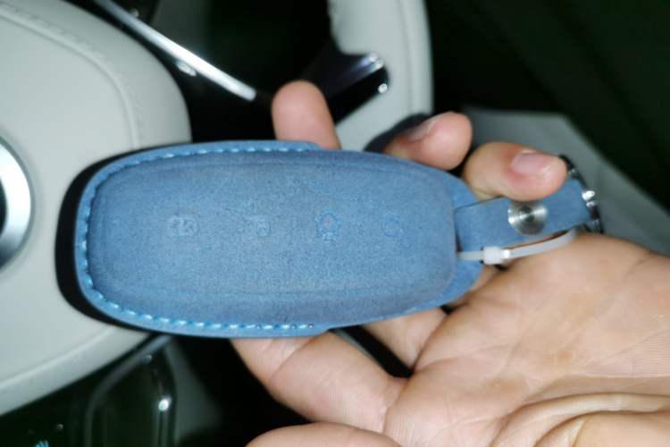 Used Denza N7 2025 702 Intelligent Driving Dual-Laser Luxury Edition Vehicle Key