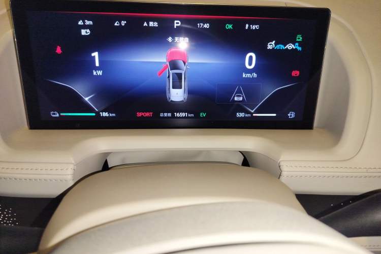 Used Denza N8 2023 Four-Wheel Drive Ultra-Hybrid Flagship Six-Seater Version Odometer Close Up