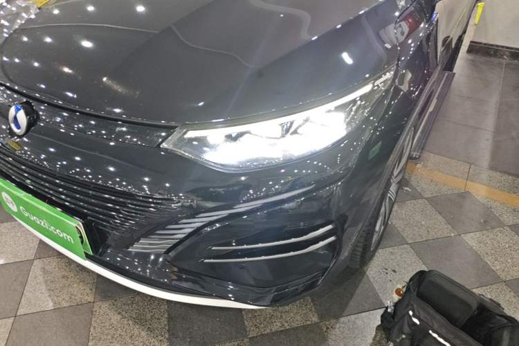 Used Denza N8 2023 Four-Wheel Drive Ultra-Hybrid Flagship Six-Seater Version Left Front Headlight