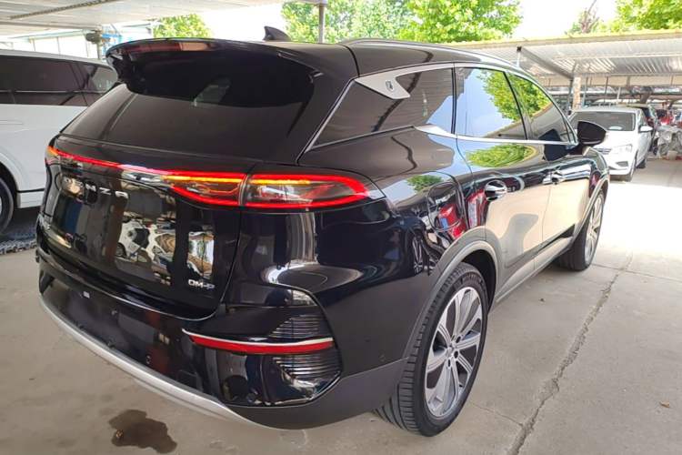 Used Denza N8 2023 Four-Wheel Drive Ultra-Hybrid Flagship Six-Seater Version Rear Right 45 Deg