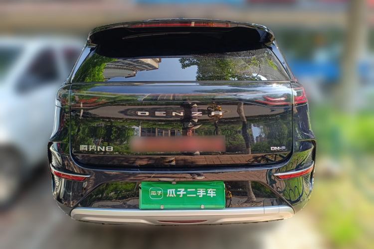 Used Denza N8 2023 Four-Wheel Drive Ultra-Hybrid Flagship Six-Seater Version Rear