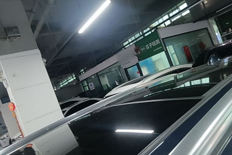Used Denza N8 2023 Four-Wheel Drive Ultra-Hybrid Flagship Six-Seater Version Roof