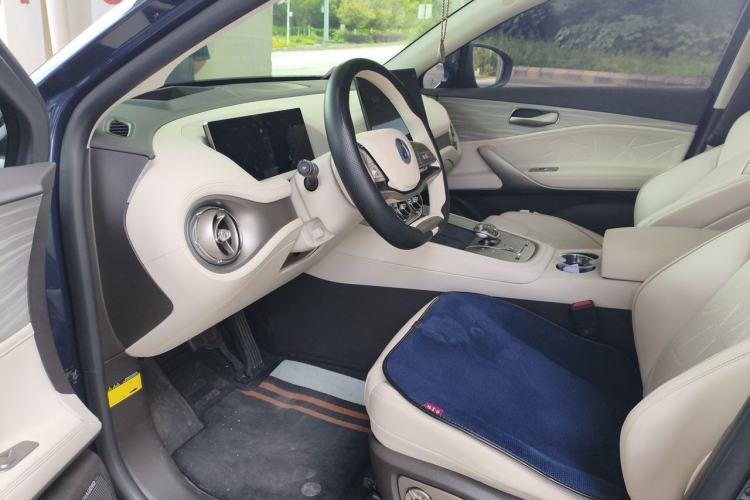 Used Denza N8 2023 Four-Wheel Drive Ultra-Hybrid Flagship Six-Seater Version Driver Seat