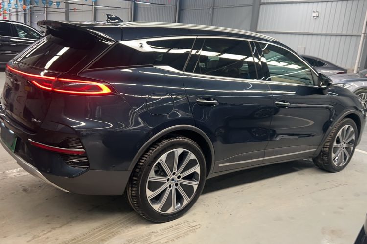 Used Denza N8 2023 Four-Wheel Drive Ultra-Hybrid Flagship Six-Seater Version Exterior 2