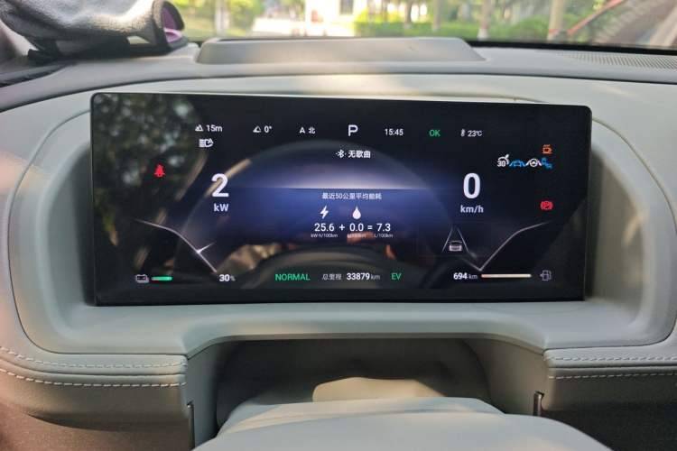 Used Denza N8 2023 Four-Wheel Drive Ultra-Hybrid Flagship Six-Seater Version Instrument Cluster