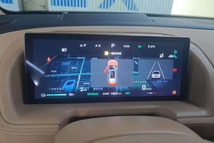 Used Denza N8 2023 Four-Wheel Drive Ultra-Hybrid Flagship Six-Seater Version Instrument Cluster