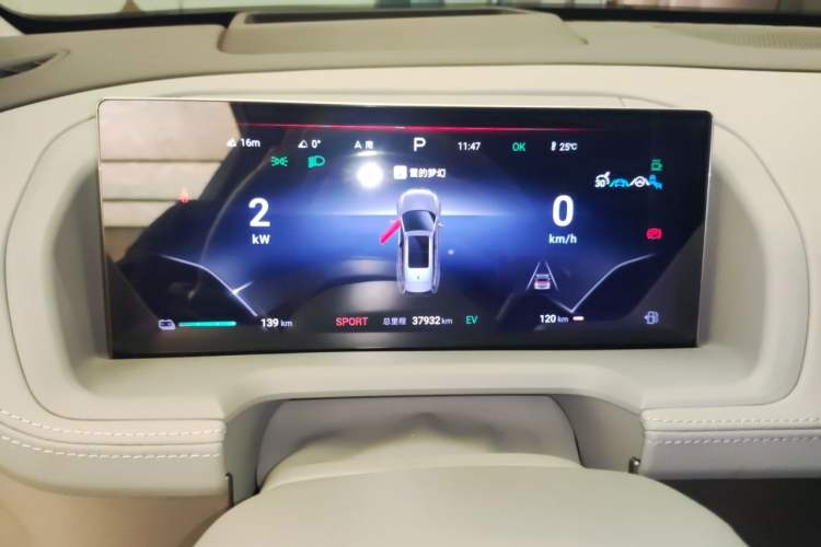 Used Denza N8 2023 Four-Wheel Drive Ultra-Hybrid Flagship Six-Seater Version Instrument Cluster