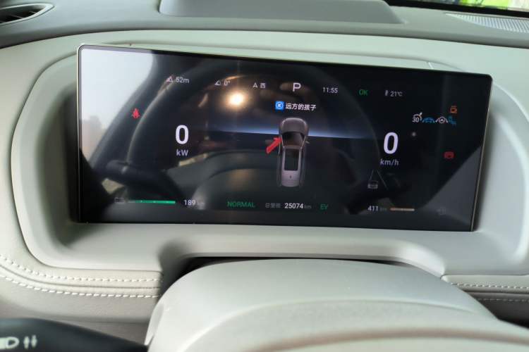 Used Denza N8 2023 Four-Wheel Drive Ultra-Hybrid Flagship Six-Seater Version Instrument Cluster