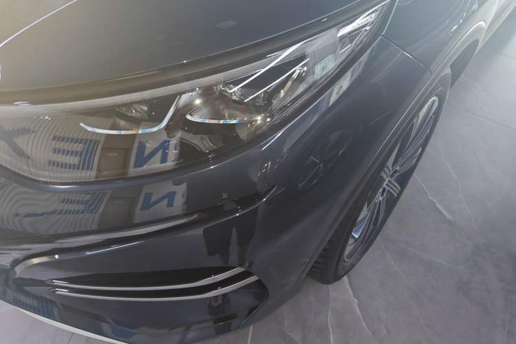 Used Denza N8 2023 Four-Wheel Drive Ultra-Hybrid Flagship Six-Seater Version Left Front Headlight