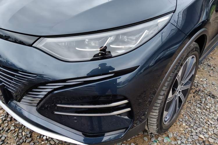 Used Denza N8 2023 Four-Wheel Drive Ultra-Hybrid Flagship Seven-Seater Version Left Front Headlight
