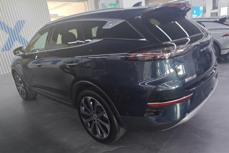 Used Denza N8 2023 Four-Wheel Drive Ultra-Hybrid Flagship Six-Seater Version Left Side