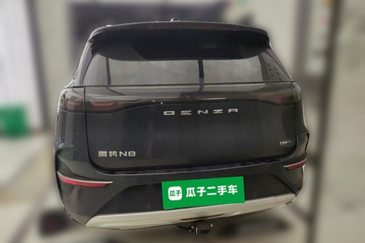 Used Denza N8 2023 Four-Wheel Drive Ultra-Hybrid Flagship Six-Seater Version Rear