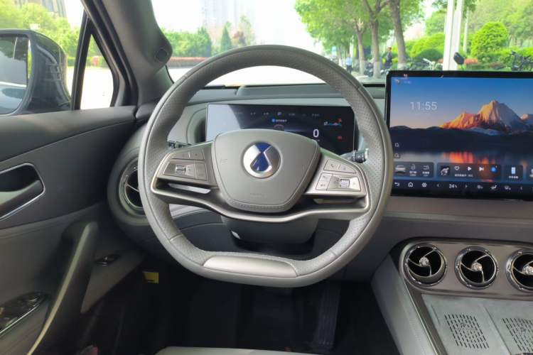 Used Denza N8 2023 Four-Wheel Drive Ultra-Hybrid Flagship Six-Seater Version Steering Wheel
