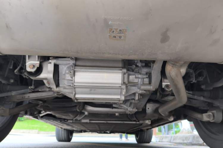 Used Denza N8 2023 Four-Wheel Drive Ultra-Hybrid Flagship Six-Seater Version Chassis Rear