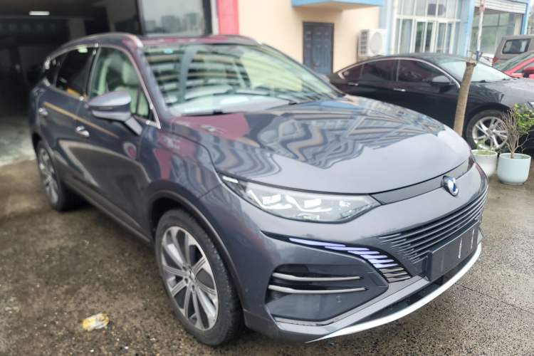 Used Denza N8 2023 Four-Wheel Drive Ultra-Hybrid Flagship Seven-Seater Version Exterior 2