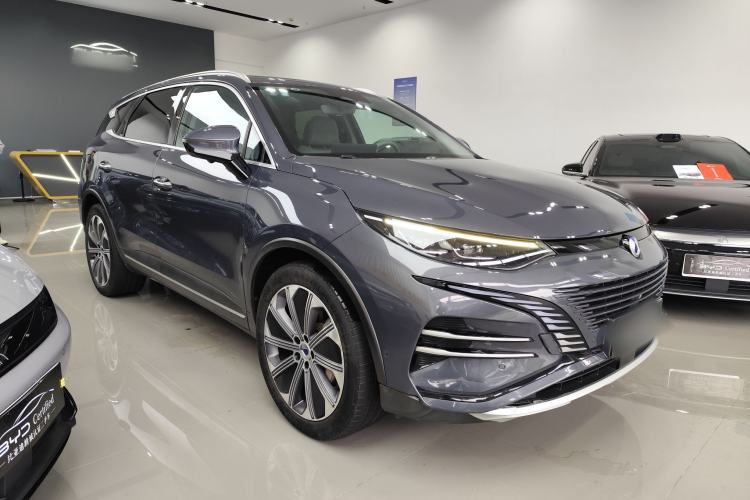 Used Denza N8 2023 Four-Wheel Drive Ultra-Hybrid Flagship Seven-Seater Version Exterior 2