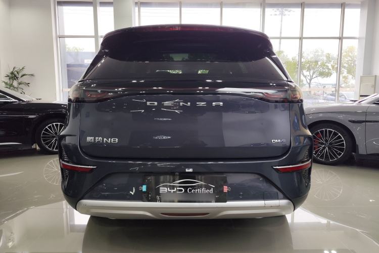 Used Denza N8 2023 Four-Wheel Drive Ultra-Hybrid Flagship Seven-Seater Version Exterior 4