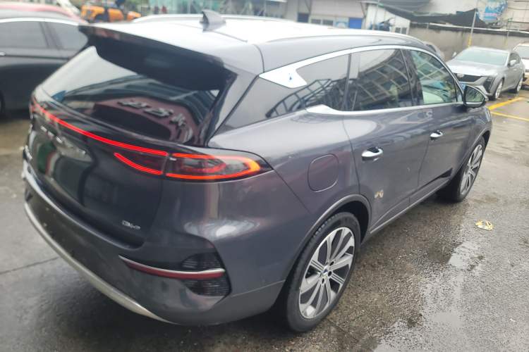 Used Denza N8 2023 Four-Wheel Drive Ultra-Hybrid Flagship Seven-Seater Version Exterior 5