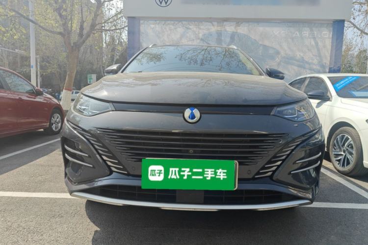 Used Denza N8 2023 Four-Wheel Drive Ultra-Hybrid Flagship Six-Seater Version Front