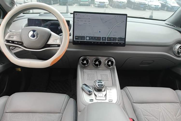 Used Denza N8 2023 Four-Wheel Drive Ultra-Hybrid Flagship Seven-Seater Version Gear Lever