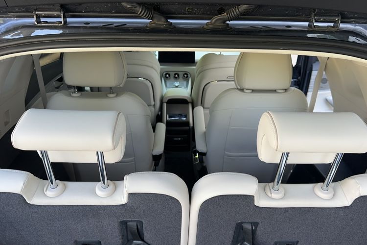 Used Denza N8 2023 Four-Wheel Drive Ultra-Hybrid Flagship Six-Seater Version Interior 3