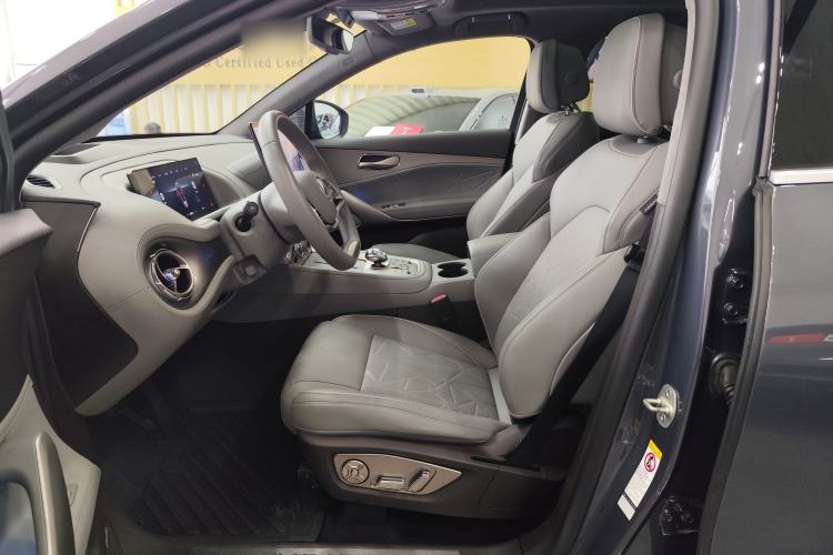 Used Denza N8 2023 Four-Wheel Drive Ultra-Hybrid Flagship Seven-Seater Version Interior 3