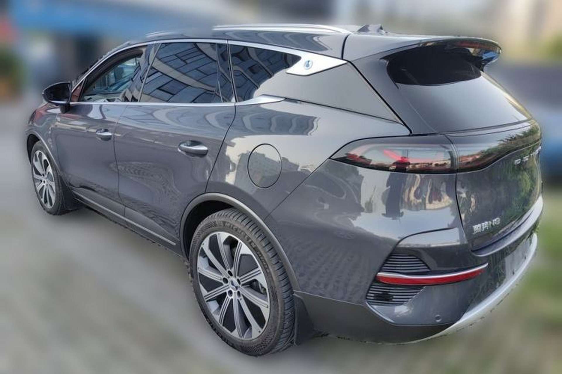 Used Denza N8 2023 Four-Wheel Drive Ultra-Hybrid Flagship Six-Seater Version Rear Left 45 Deg