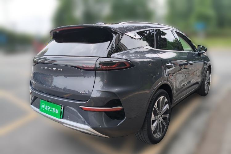 Used Denza N8 2023 Four-Wheel Drive Ultra-Hybrid Flagship Six-Seater Version Rear Right 45 Deg