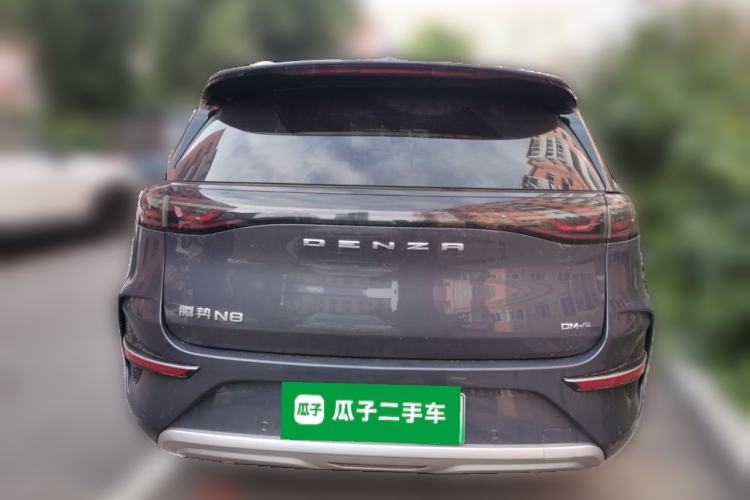 Used Denza N8 2023 Four-Wheel Drive Ultra-Hybrid Flagship Six-Seater Version Rear