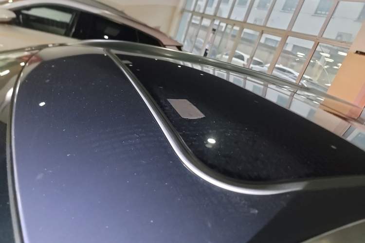 Used Denza N8 2023 Four-Wheel Drive Ultra-Hybrid Flagship Seven-Seater Version Roof