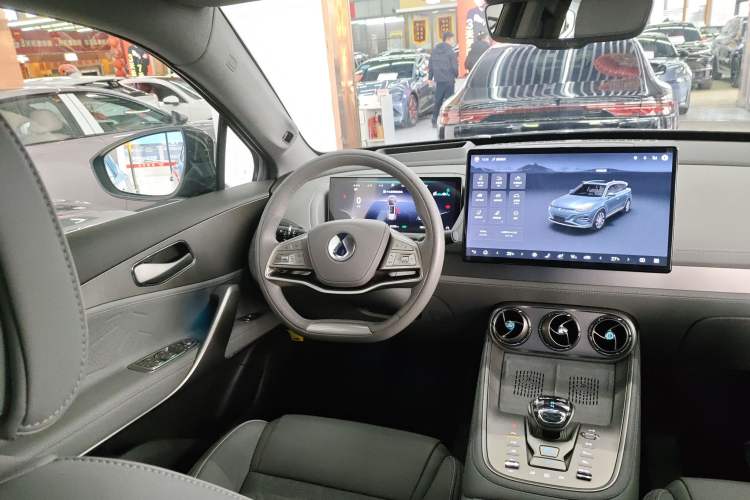 Used Denza N8 2023 Four-Wheel Drive Ultra-Hybrid Flagship Six-Seater Version Steering Wheel