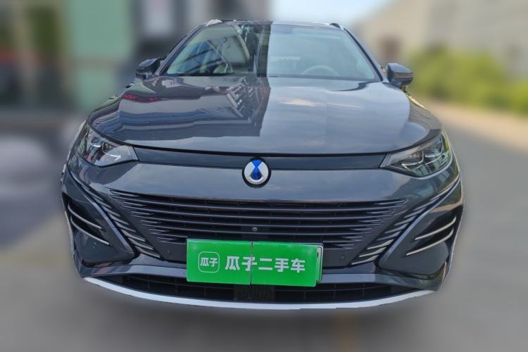 Used Denza N8 2023 Four-Wheel Drive Ultra-Hybrid Flagship Six-Seater Version Front