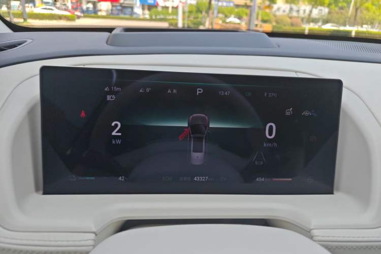 Used Denza N8 2023 Four-Wheel Drive Ultra-Hybrid Flagship Six-Seater Version Instrument Cluster