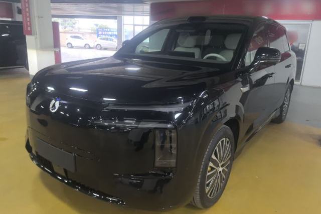 Used Denza N8L 2025 Model Zunrong Model