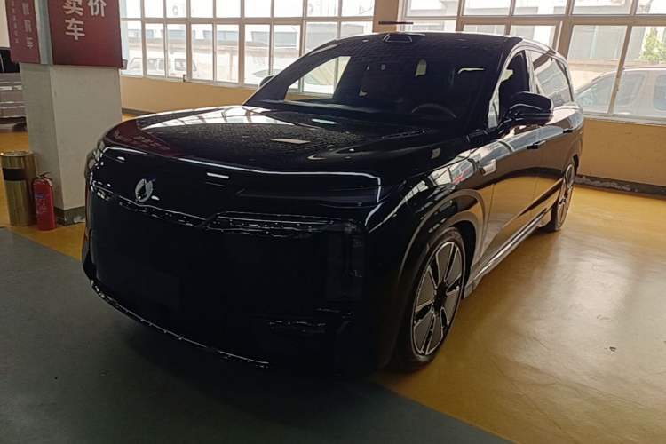 Used Denza N8L 2025 Model Flagship Model Guazi used car, China used car export, Used car for sale, Used cars, Cheapest cars for sale