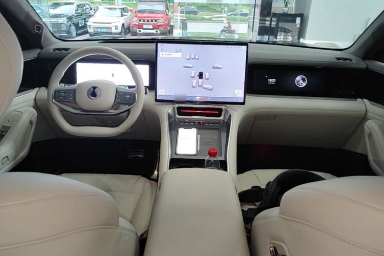 Used Denza N8L 2025 Model Flagship Model Center Console