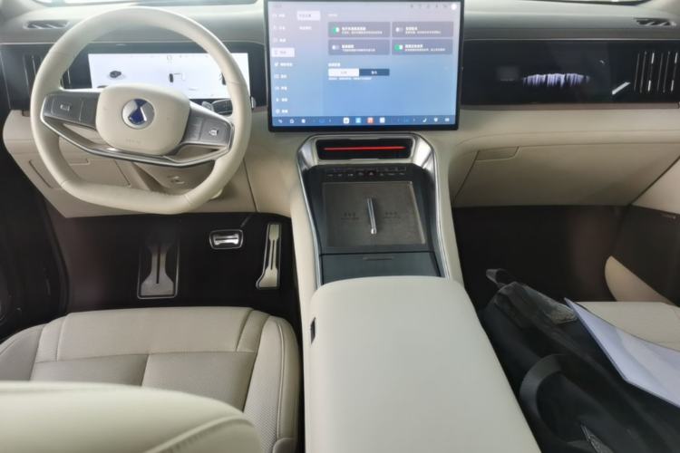 Used Denza N8L 2025 Model Flagship Model Center Console