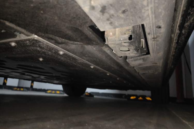 Used Denza N8L 2025 Model Flagship Model Chassis Front Left