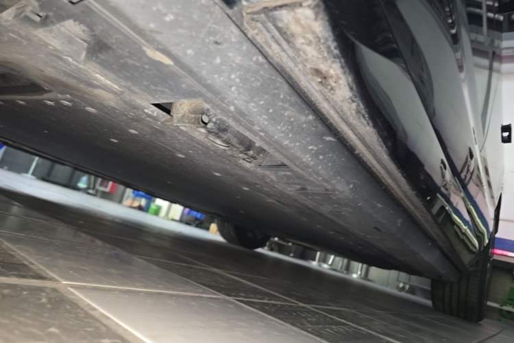 Used Denza N8L 2025 Model Flagship Model Chassis Front Left