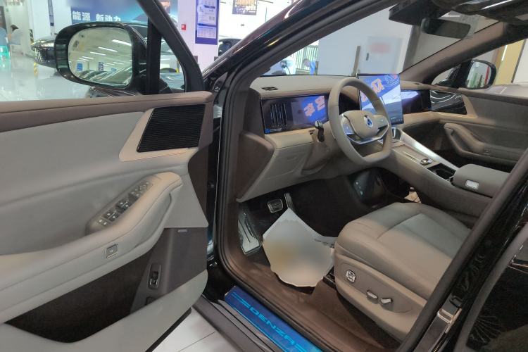 Used Denza N8L 2025 Model Zunrong Model Driver Seat