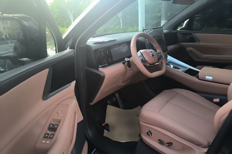 Used Denza N8L 2025 Model Zunrong Model Driver Seat