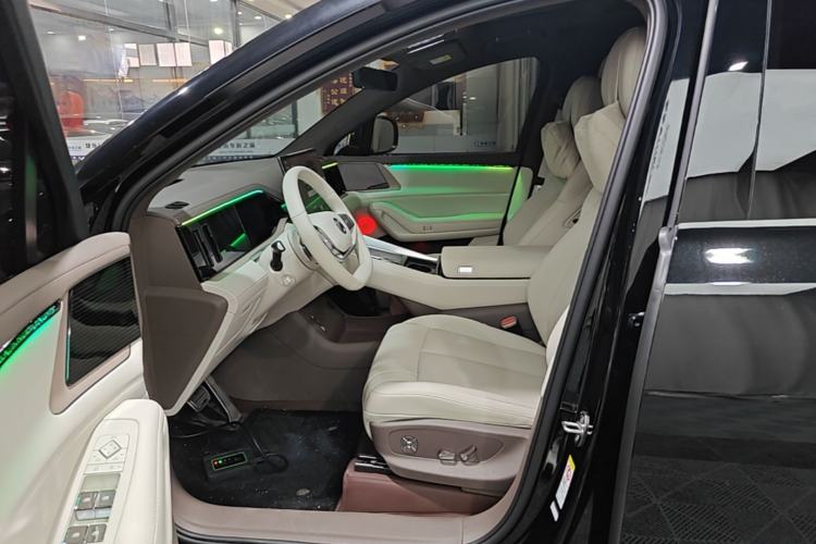 Used Denza N8L 2025 Model Flagship Model Driver Seat