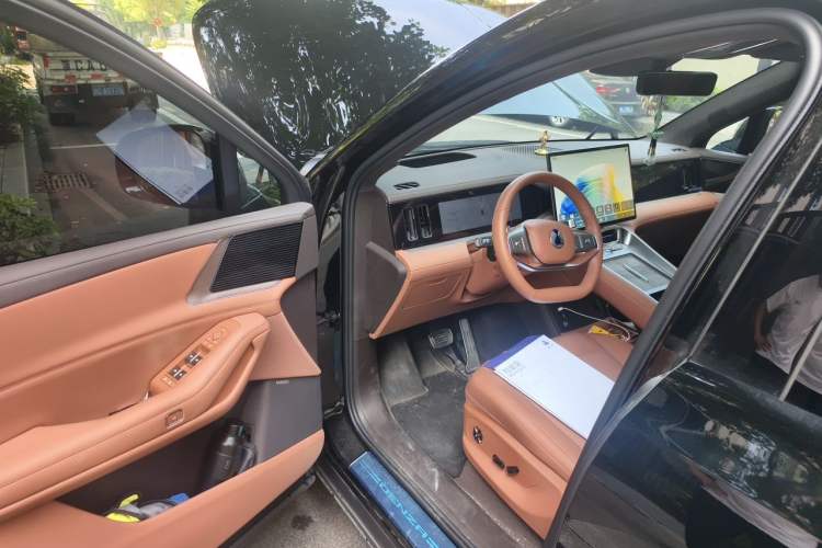 Used Denza N8L 2025 Model Flagship Model Driver Seat
