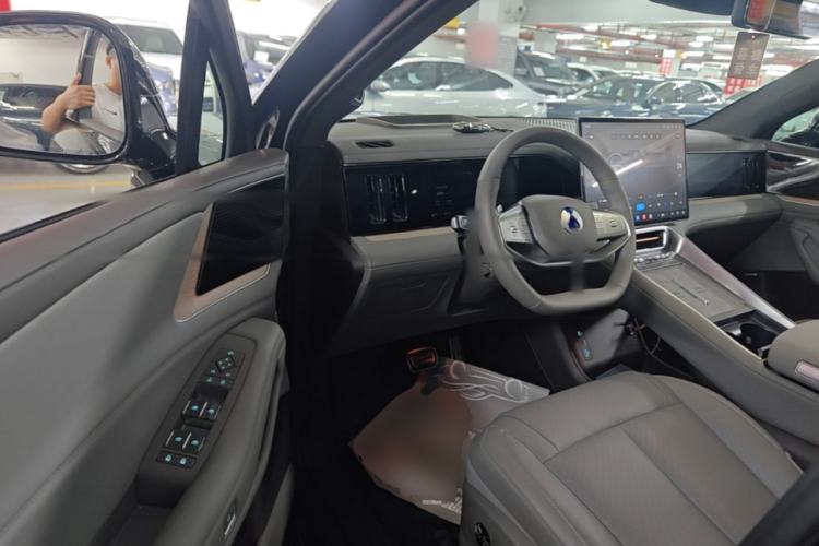 Used Denza N8L 2025 Model Flagship Model Driver Seat