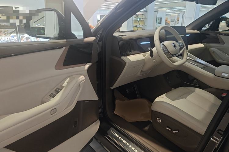 Used Denza N8L 2025 Model Flagship Model Driver Seat